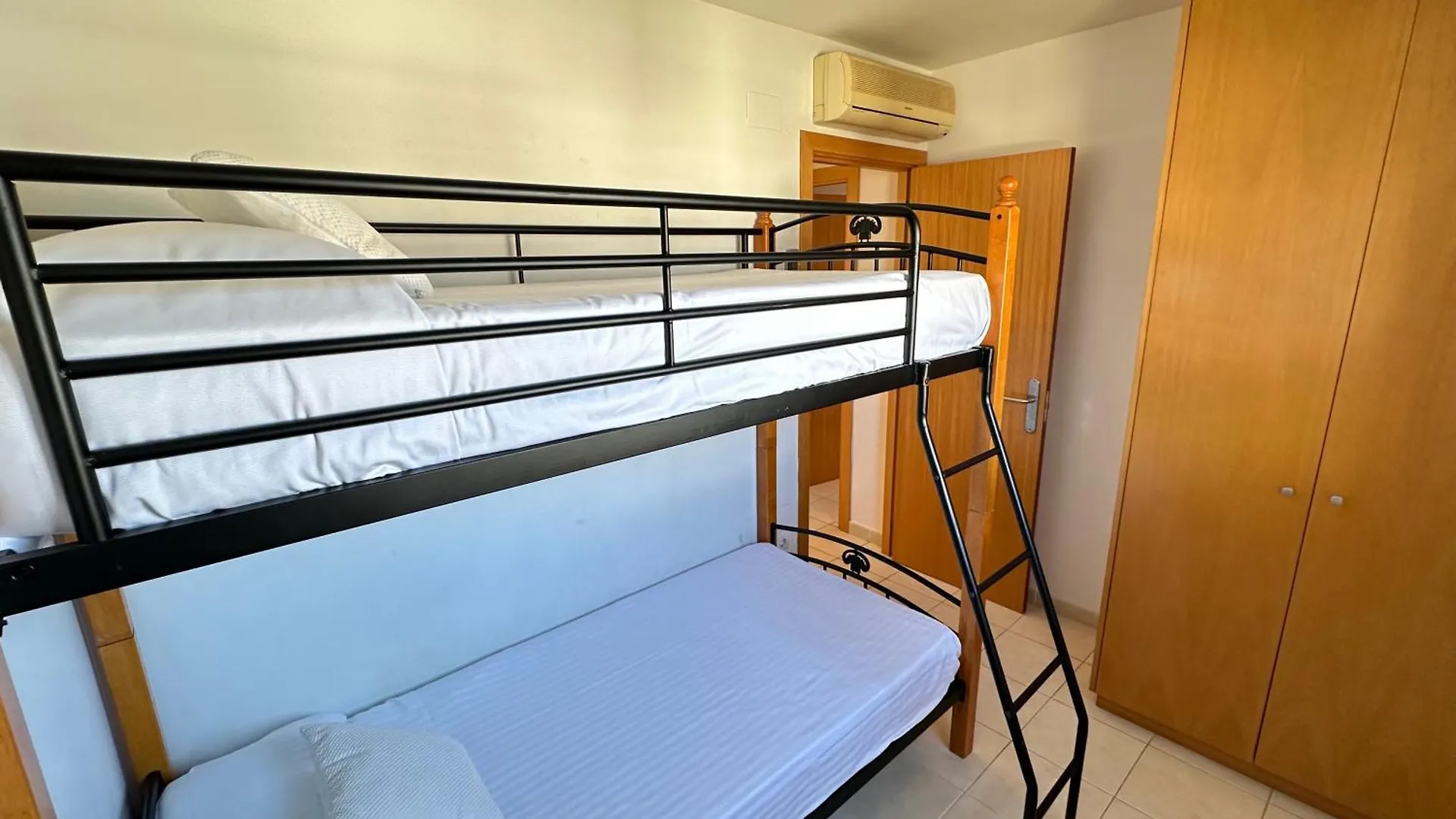 רוזס Agi Torre Quimeta Apartments